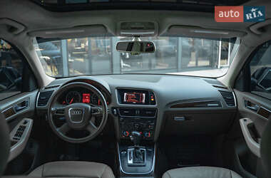 Внедорожник / Кроссовер Audi Q5 2011 в 
