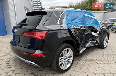 Позашляховик / Кросовер Audi Q5 2019 в 