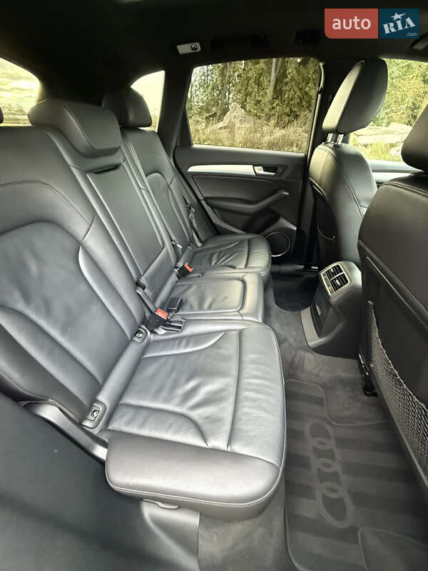 Внедорожник / Кроссовер Audi Q5 2016 в Львове