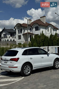 Внедорожник / Кроссовер Audi Q5 2015 в 