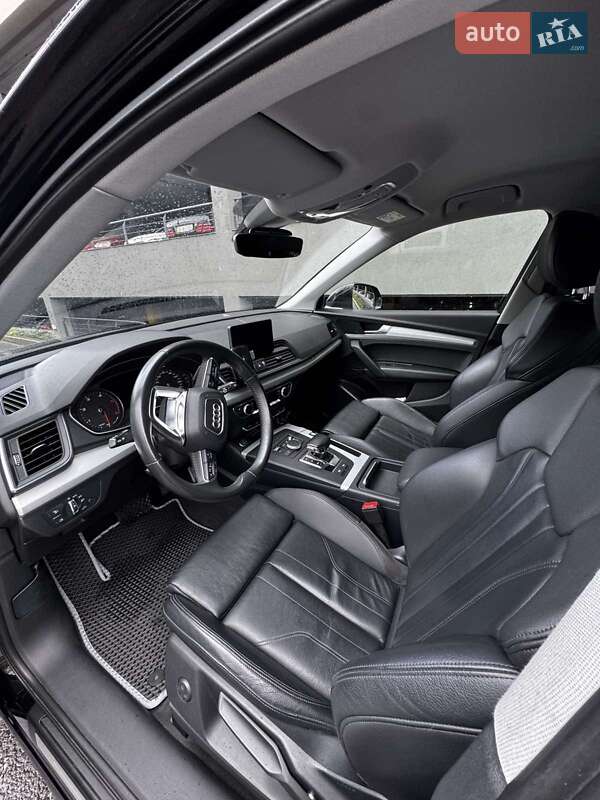 Внедорожник / Кроссовер Audi Q5 2018 в Львове