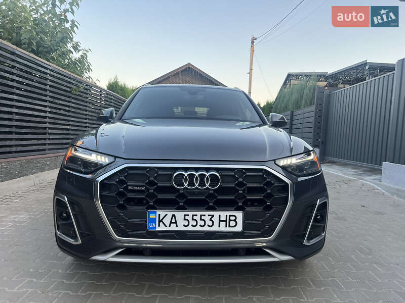 Позашляховик / Кросовер Audi Q5 2021 в Києві
