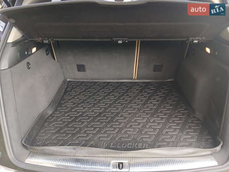 Позашляховик / Кросовер Audi Q5 2011 в Звягелі