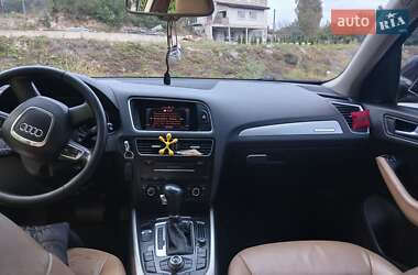 Внедорожник / Кроссовер Audi Q5 2011 в 