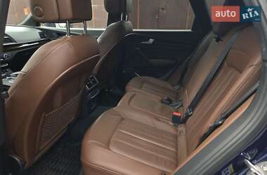 Внедорожник / Кроссовер Audi Q5 2018 в 