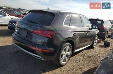 Внедорожник / Кроссовер Audi Q5 2018 в 
