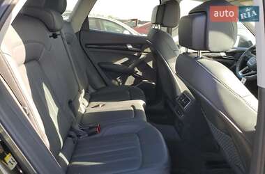 Внедорожник / Кроссовер Audi Q5 2018 в 