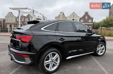 Внедорожник / Кроссовер Audi Q5 2021 в Киеве