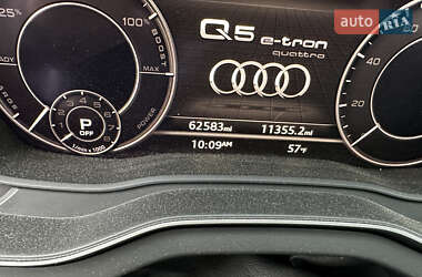 Позашляховик / Кросовер Audi Q5 2020 в 