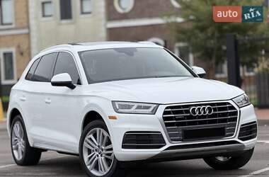 Внедорожник / Кроссовер Audi Q5 2018 в 