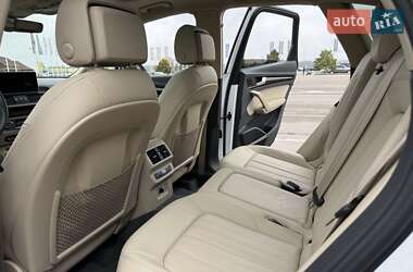 Внедорожник / Кроссовер Audi Q5 2018 в 