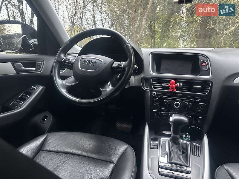 Внедорожник / Кроссовер Audi Q5 2016 в Тернополе