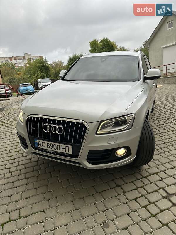 Внедорожник / Кроссовер Audi Q5 2012 в 
