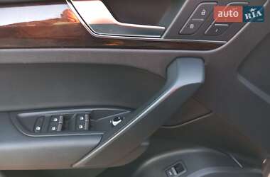 Внедорожник / Кроссовер Audi Q5 2017 в 