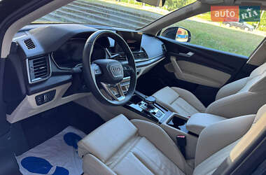Внедорожник / Кроссовер Audi Q5 2024 в 