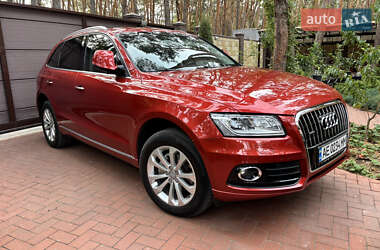 Внедорожник / Кроссовер Audi Q5 2016 в 