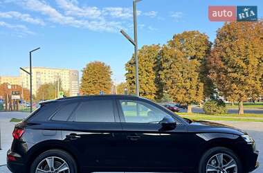 Внедорожник / Кроссовер Audi Q5 2019 в 