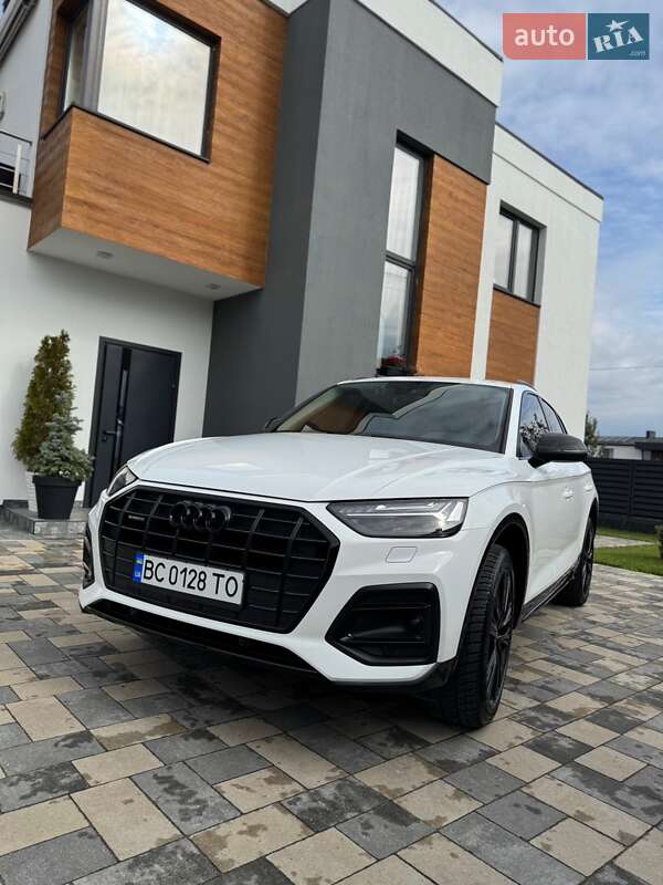 Внедорожник / Кроссовер Audi Q5 2021 в Львове