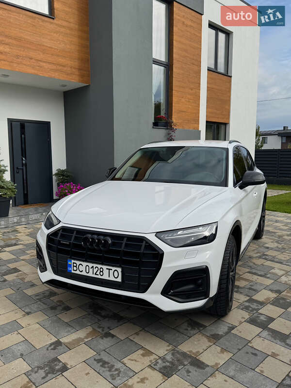 Внедорожник / Кроссовер Audi Q5 2021 в Львове