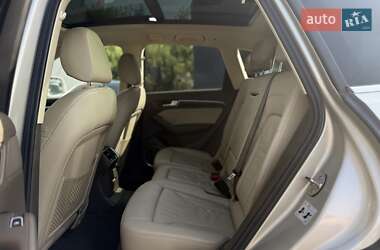 Позашляховик / Кросовер Audi Q5 2015 в 