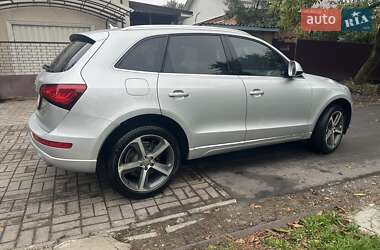 Позашляховик / Кросовер Audi Q5 2014 в 