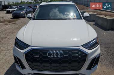 Позашляховик / Кросовер Audi Q5 2023 в 