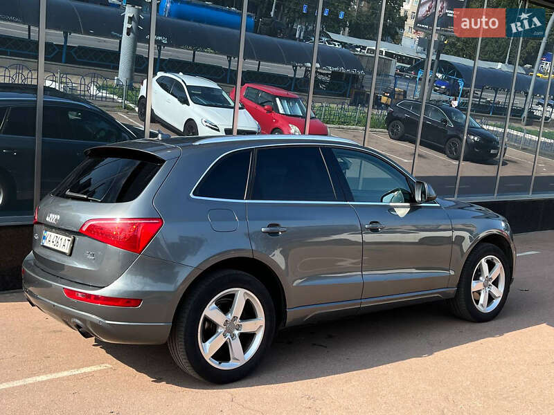 Позашляховик / Кросовер Audi Q5 2012 в Києві