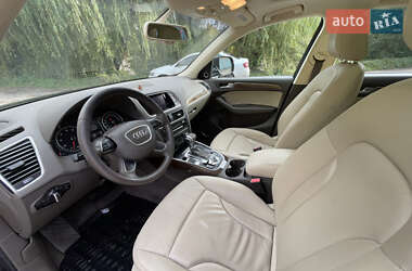 Внедорожник / Кроссовер Audi Q5 2016 в 