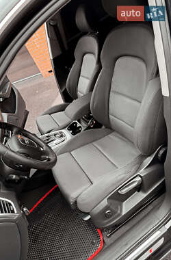 Внедорожник / Кроссовер Audi Q5 2011 в 