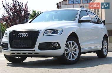 Внедорожник / Кроссовер Audi Q5 2015 в 