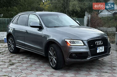 Внедорожник / Кроссовер Audi Q5 2015 в 