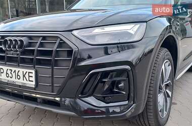 Внедорожник / Кроссовер Audi Q5 2022 в 