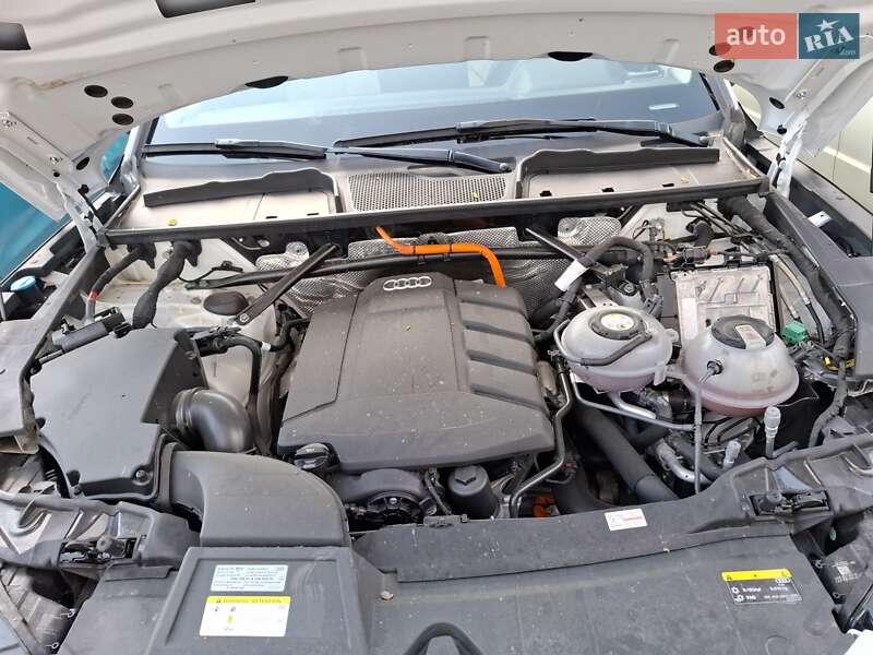 Внедорожник / Кроссовер Audi Q5 2021 в Львове фото 29 Внедорожник / Кроссовер Audi Q5 2021 в Львове