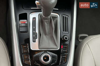 Внедорожник / Кроссовер Audi Q5 2011 в 