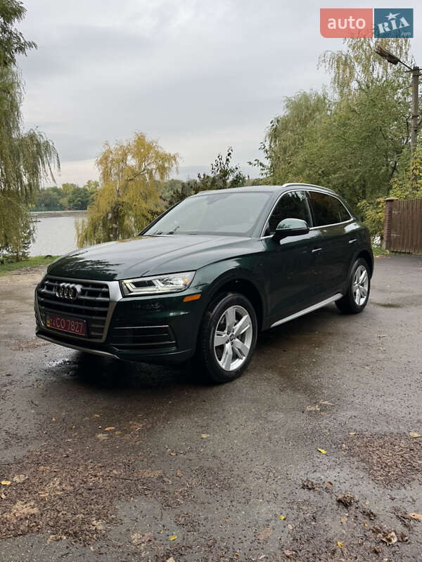 Внедорожник / Кроссовер Audi Q5 2017 в Ивано-Франковске