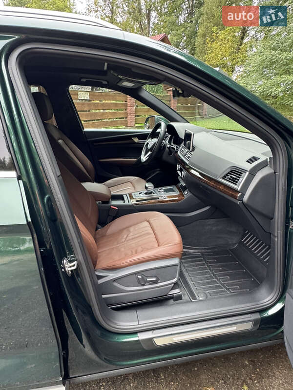 Внедорожник / Кроссовер Audi Q5 2017 в Ивано-Франковске