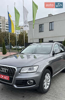 Внедорожник / Кроссовер Audi Q5 2015 в 