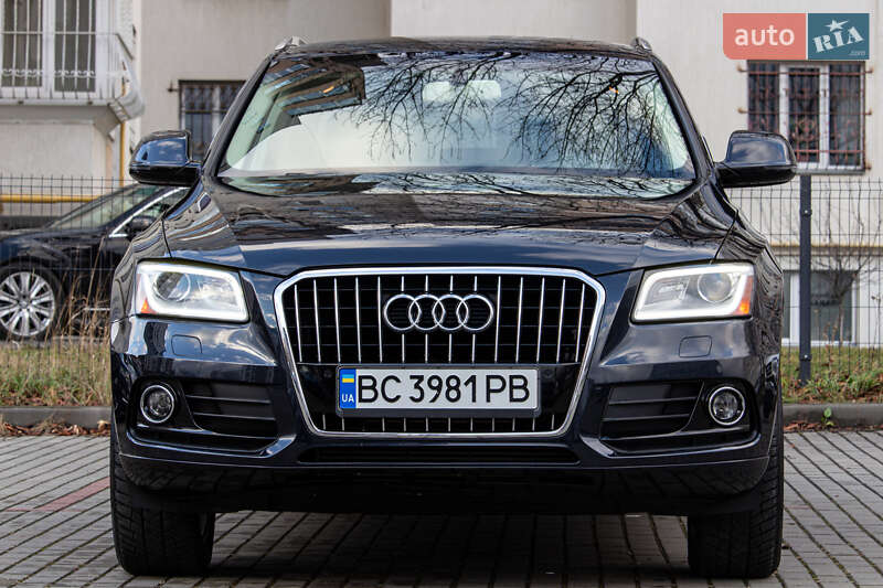 Внедорожник / Кроссовер Audi Q5 2016 в 