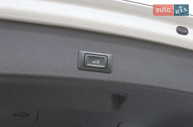 Внедорожник / Кроссовер Audi Q5 2015 в 