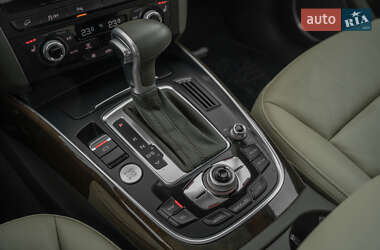 Внедорожник / Кроссовер Audi Q5 2015 в 