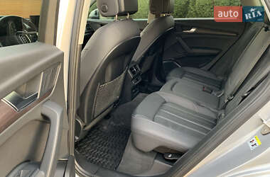 Внедорожник / Кроссовер Audi Q5 2021 в 