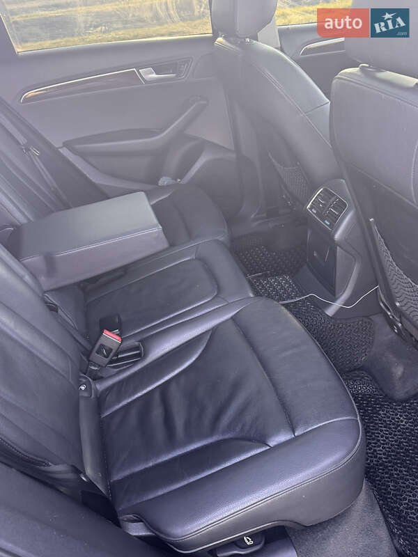 Позашляховик / Кросовер Audi Q5 2012 в Львові фото 6 Позашляховик / Кросовер Audi Q5 2012 в Львові