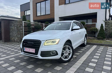 Внедорожник / Кроссовер Audi Q5 2016 в 