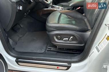 Внедорожник / Кроссовер Audi Q5 2017 в 