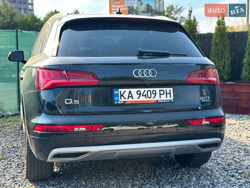 Позашляховик / Кросовер Audi Q5 2018 в Києві