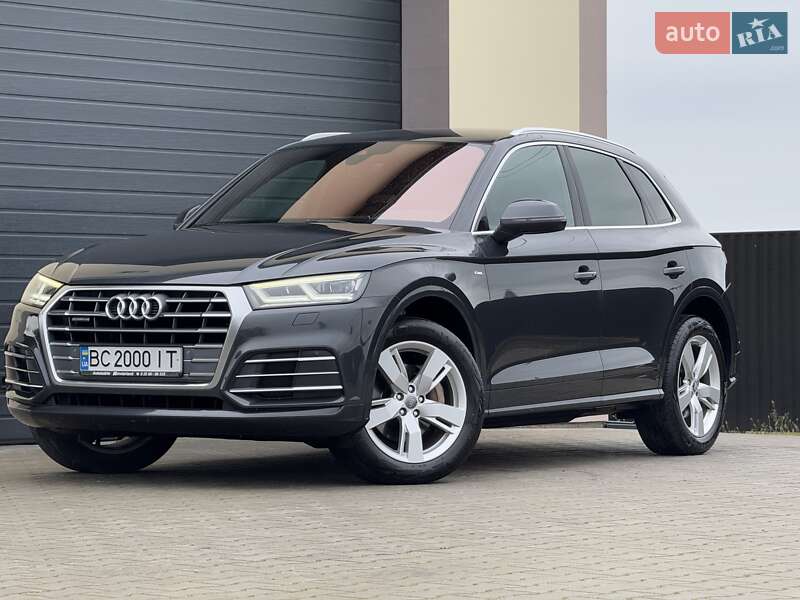 Внедорожник / Кроссовер Audi Q5 2017 в Стрые