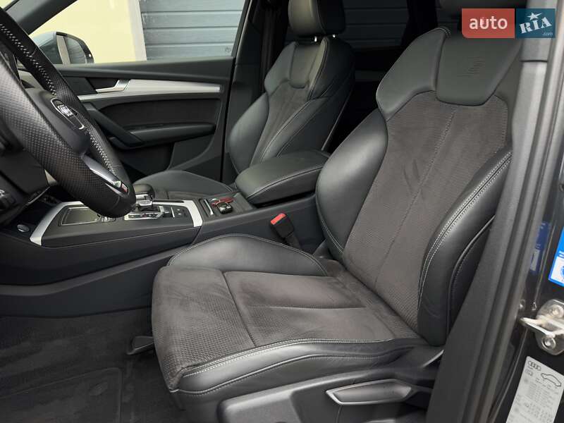 Внедорожник / Кроссовер Audi Q5 2017 в Стрые