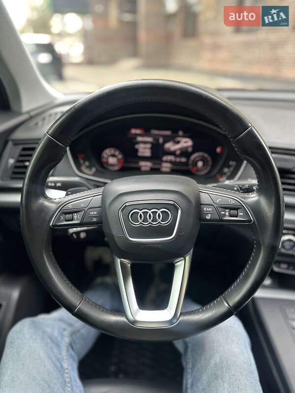Позашляховик / Кросовер Audi Q5 2017 в Сумах фото 10 Позашляховик / Кросовер Audi Q5 2017 в Сумах