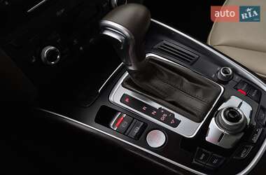 Позашляховик / Кросовер Audi Q5 2015 в 