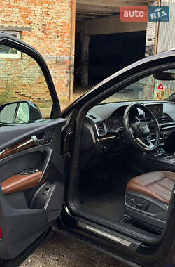 Внедорожник / Кроссовер Audi Q5 2020 в 
